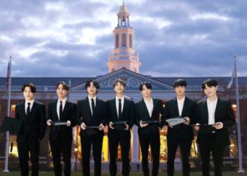 Big Hit Entertainment and Blockbuster Band BTS Worldwide Success Case study by Anita Elberse