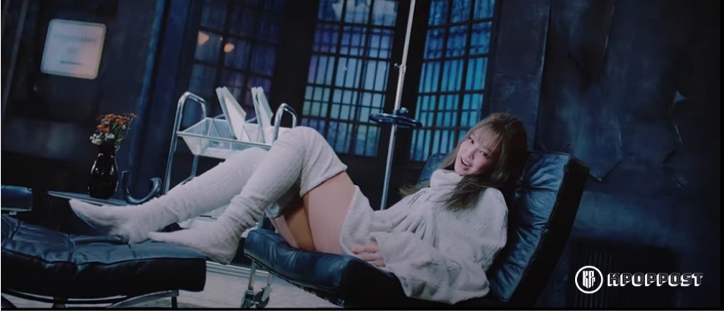 Jennie's controversial nurse outfit in Lovesick Girls music video