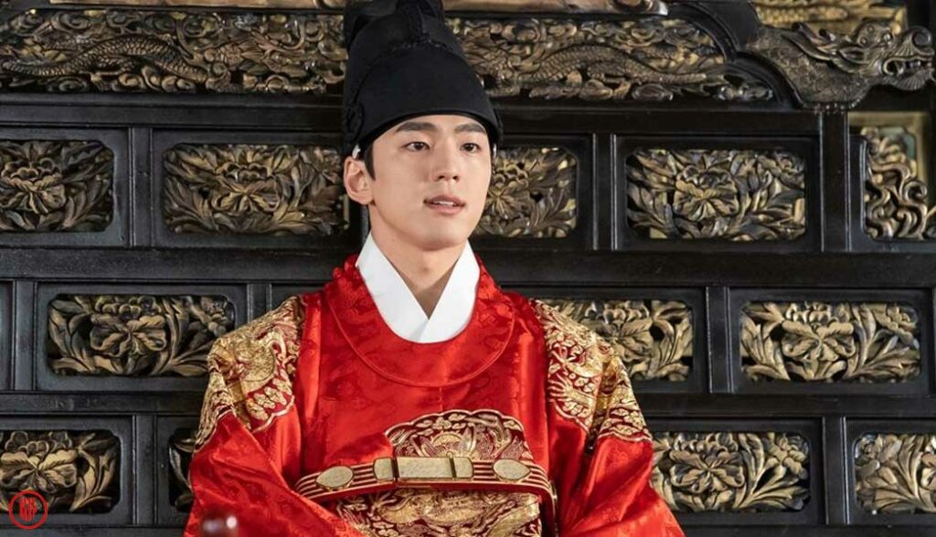 Kim Min Gue as Lee Kyung in “Queen: Love and War” | Twitter