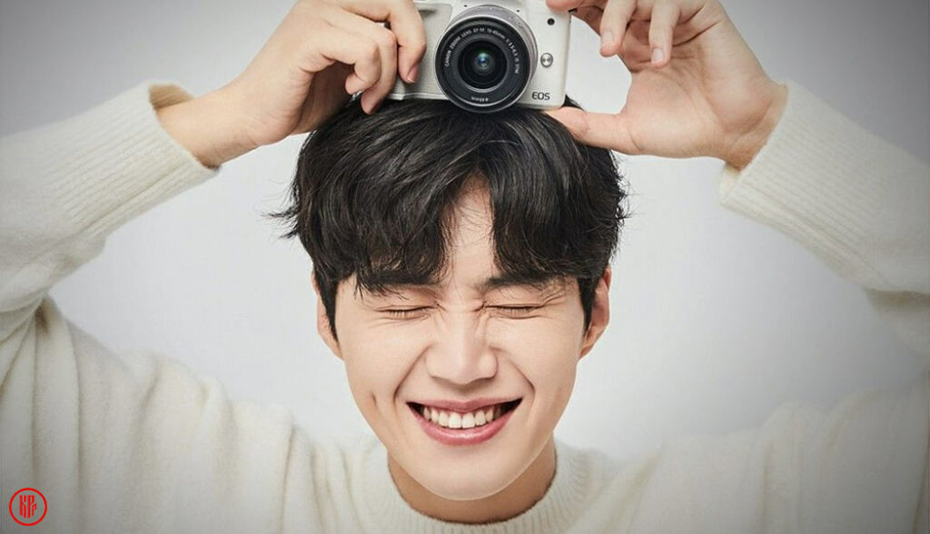 Kim Seon Ho makes first Instagram comeback with official update and latest news. | Twitter.