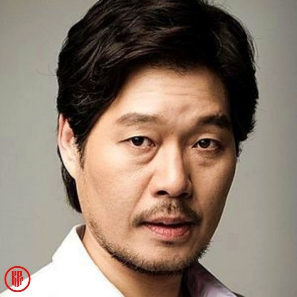 Korean Movie ALIEN + People PART 1 - Yoo Jae Myung.