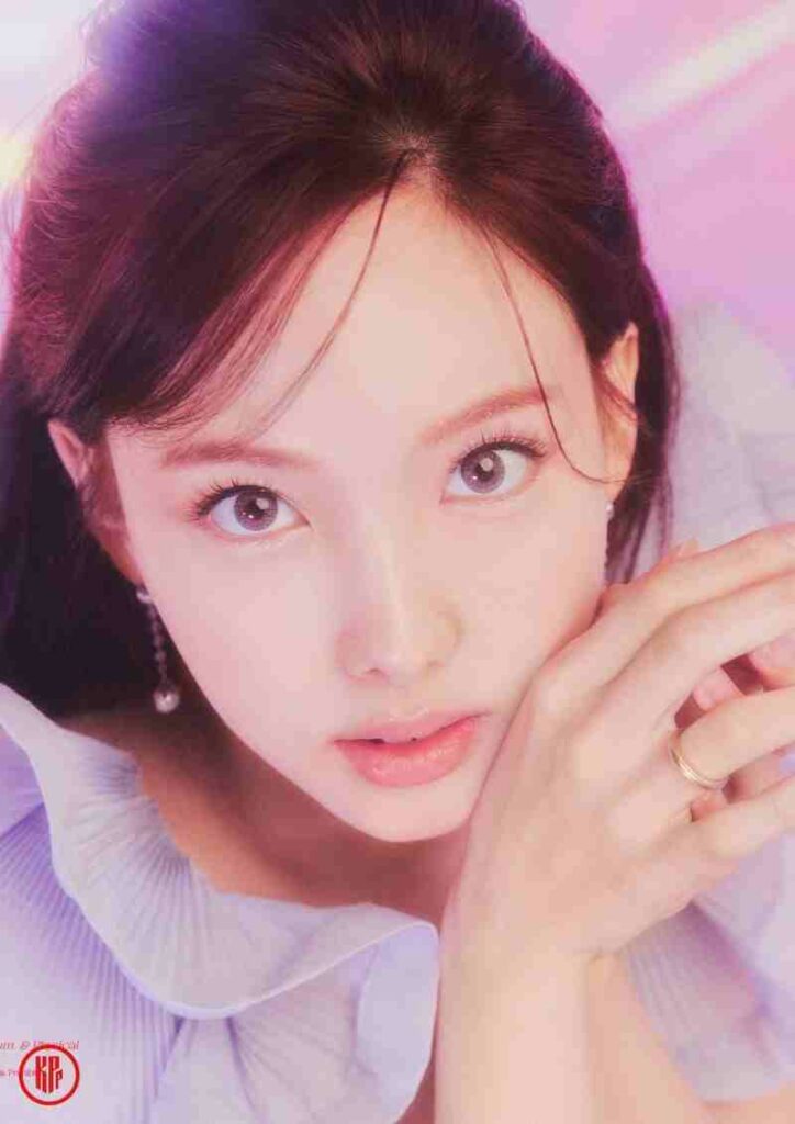 Nayeon “IM NAYEON.”