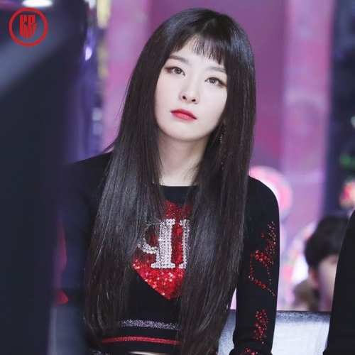 Red Velvet Seulgi choppy bangs