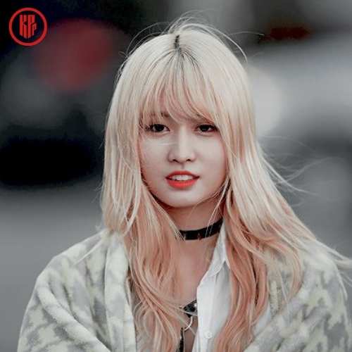 TWICE Momo with bangs