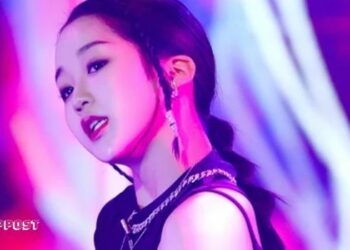 This Girl Started Stanning Hikaru from Kep1er Because of Queendom 2