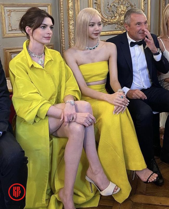 Anne Hathaway and BLACKPINK Lisa, the queens at BVLGARI Eden Garden of Wonders