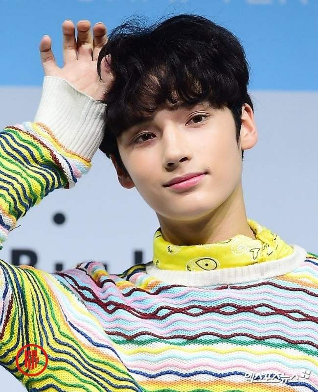 TXT Huening Kai non-Korean Kpop idols