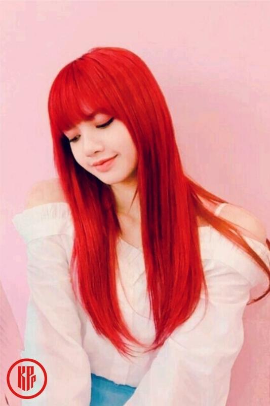 BLACKPINK Lisa red hair
