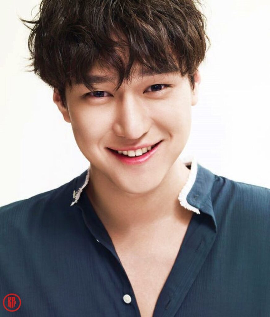 Go Kyung Pyo. | InStyle Korea.