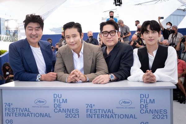 Emergency Declaration at the 2021 Cannes FIlm Festival | Lee Byung Hun Instagram