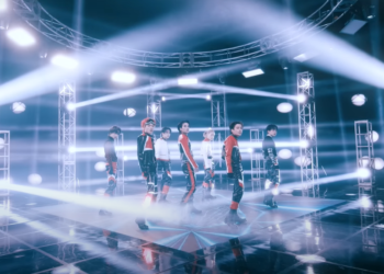 E'LAST Thrill MV fanchant guide