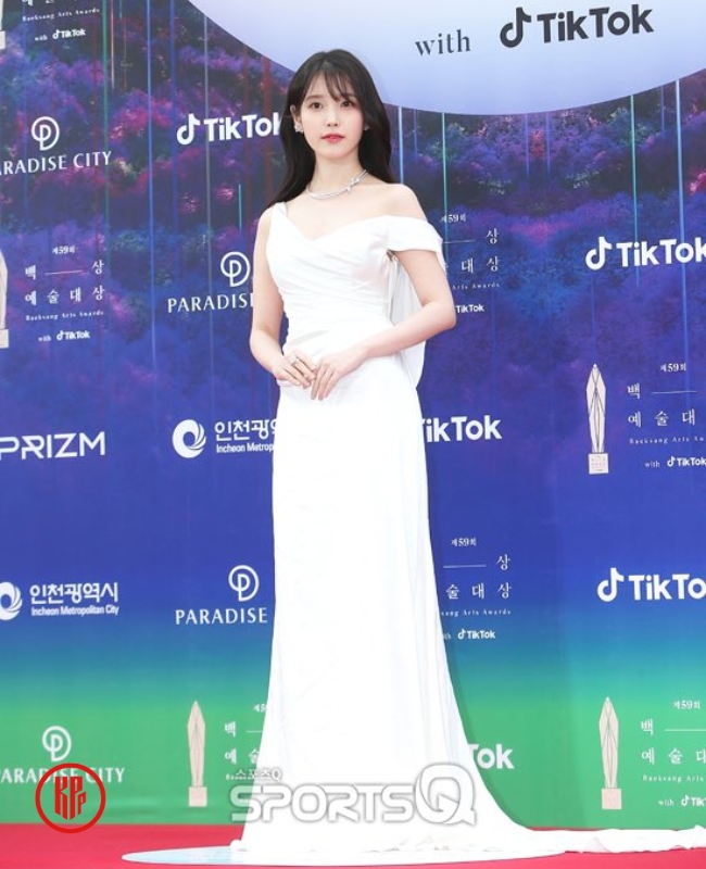 IU in white dress 2023 Baeksang Art Awards