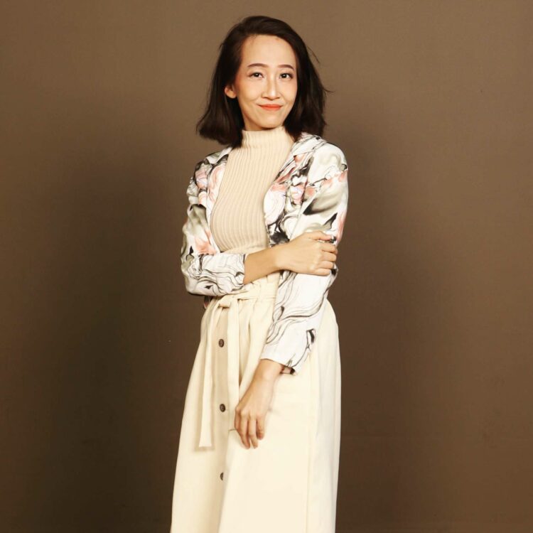 Experience the Magic of "IU CONCERT The Golden Hour"—A Cinematic