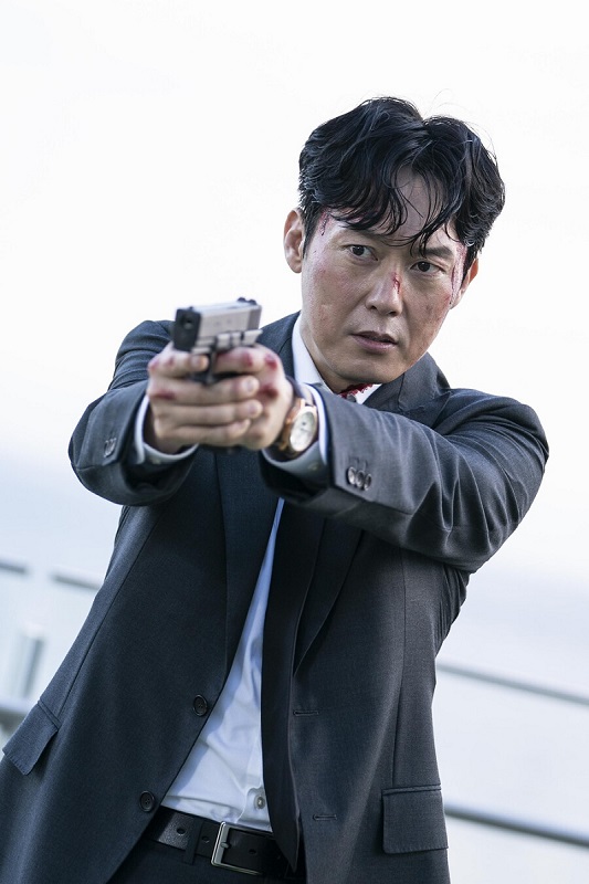 Park Byung-eun as Cha Young-han action Korean movie Decibel cast