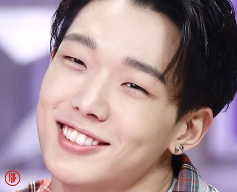 iKON Bobby eyes