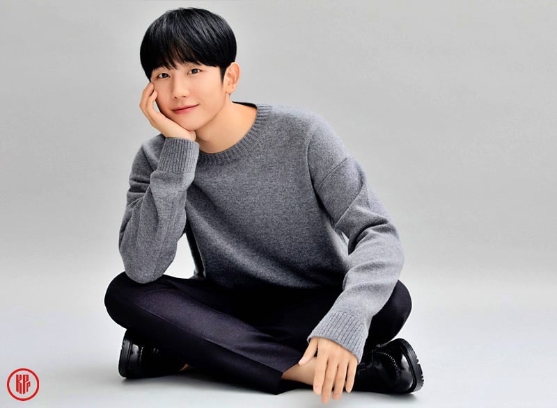 Jung Hae Eyed for Lead Role in a Promising New Rom-Com Drama by "Hometown Cha Cha Cha" Creators