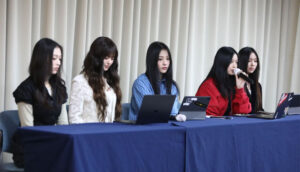 A Loss for Now: Will NewJeans Have No Choice but to Disband? - KPOPPOST