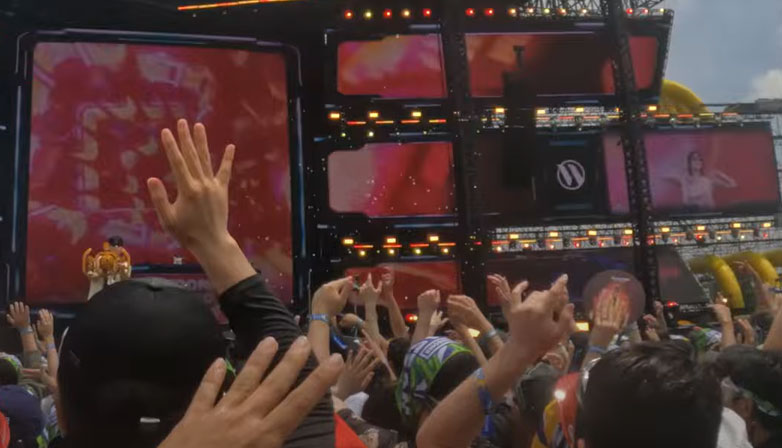 The crowd at Waterbomb Seoul 2025. | YouTube