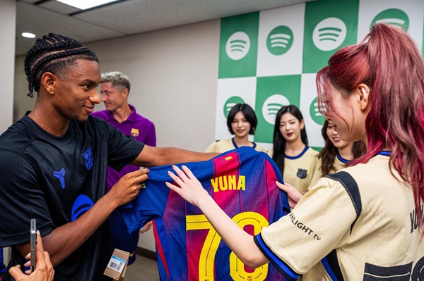 Spotify Brings Music and Football Together with ITZY During FC Barcelona Korea Stop on Asia Tour