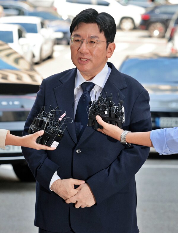 Bang Si-hyuk at the Seoul Metropolitan Police Agency in Mapo-gu, Seoul, September 15.| Yonhap